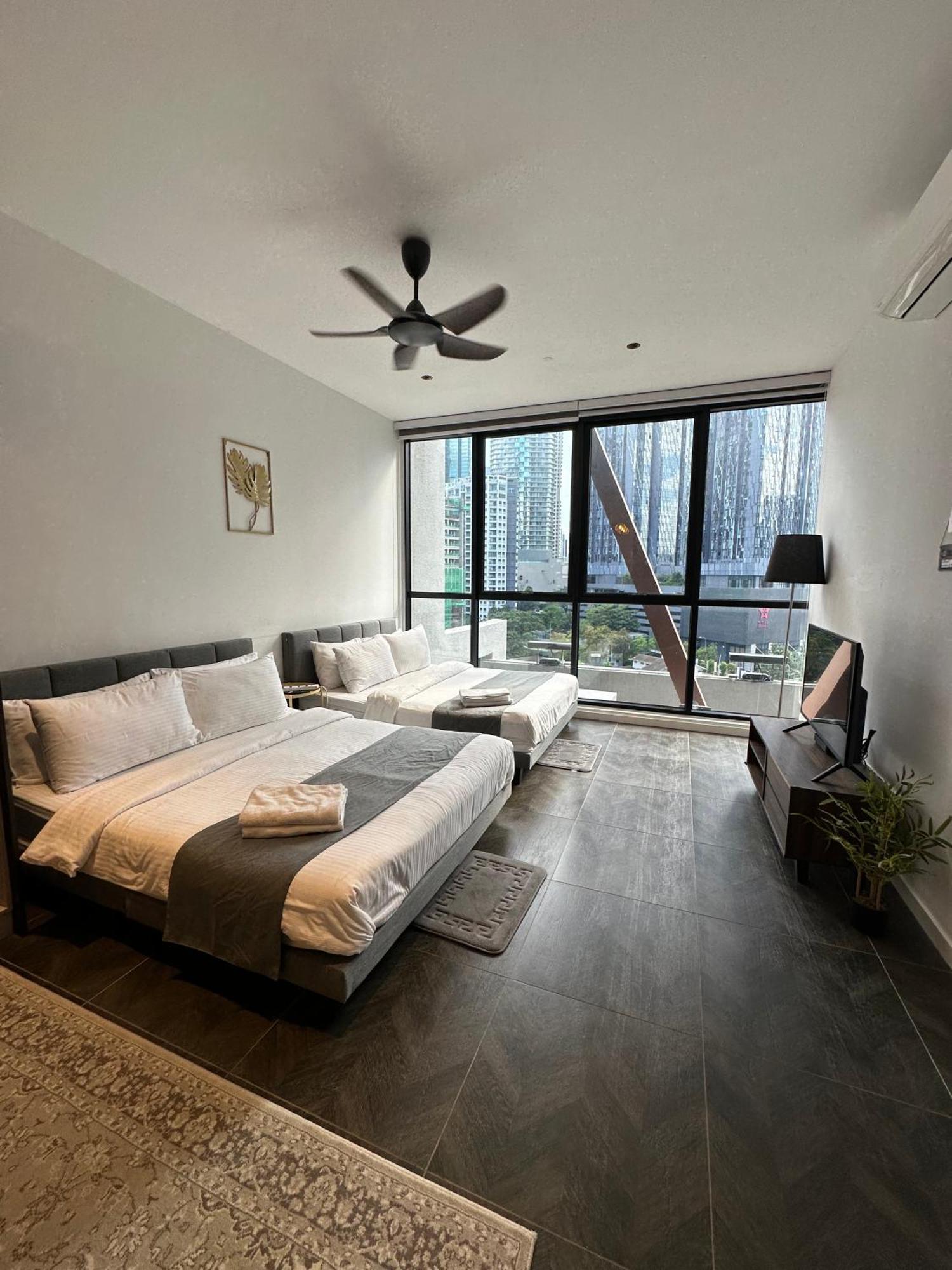 Scarletz Suites Klcc By Numa Куала-Лумпур Екстер'єр фото